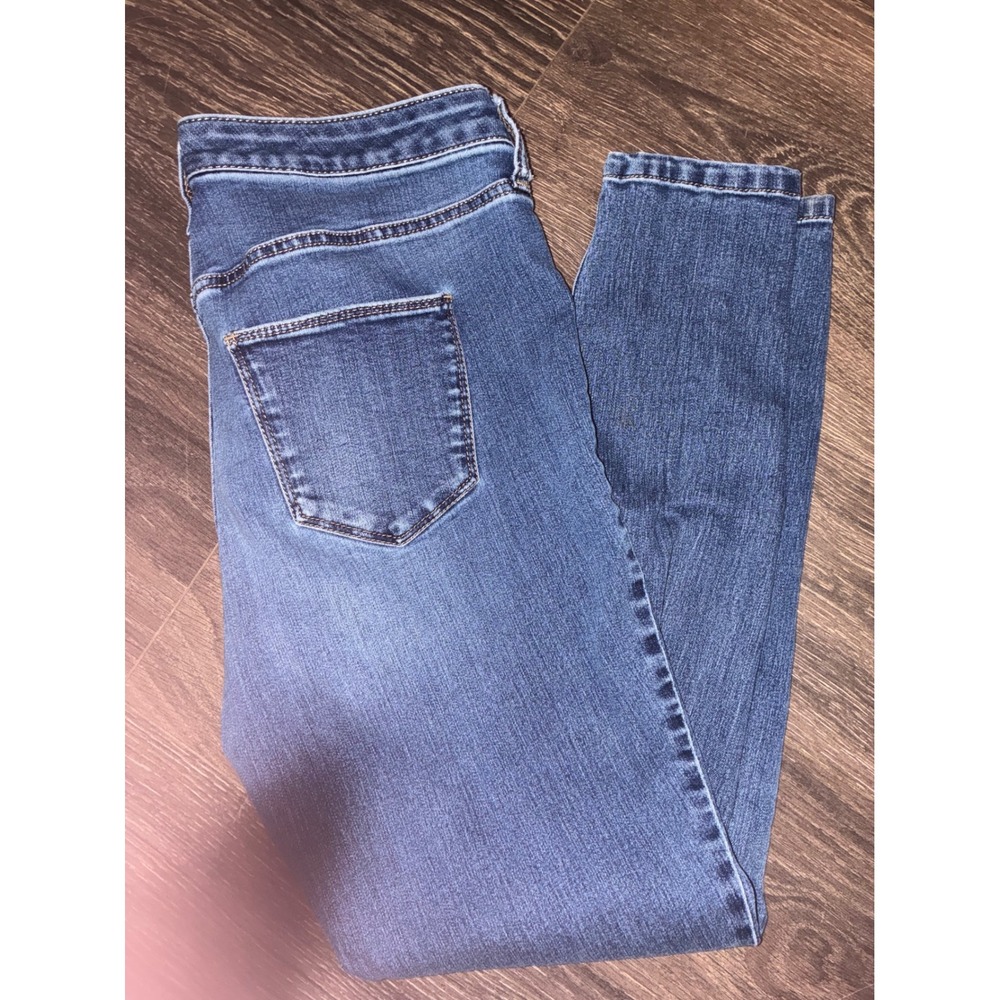 Universal Thread Womens Mid Rise Jegging Med Wash Denim Jeans Blue Size 12/31R - Picture 4 of 4